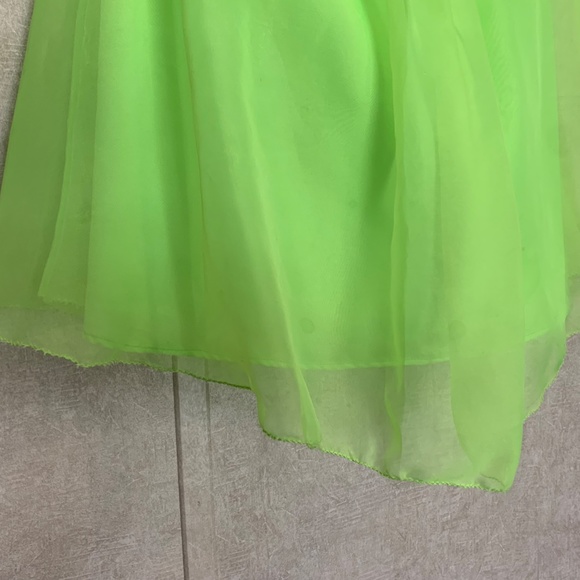 ALYCE Lime Green Formal Dress - Picture 4 of 6